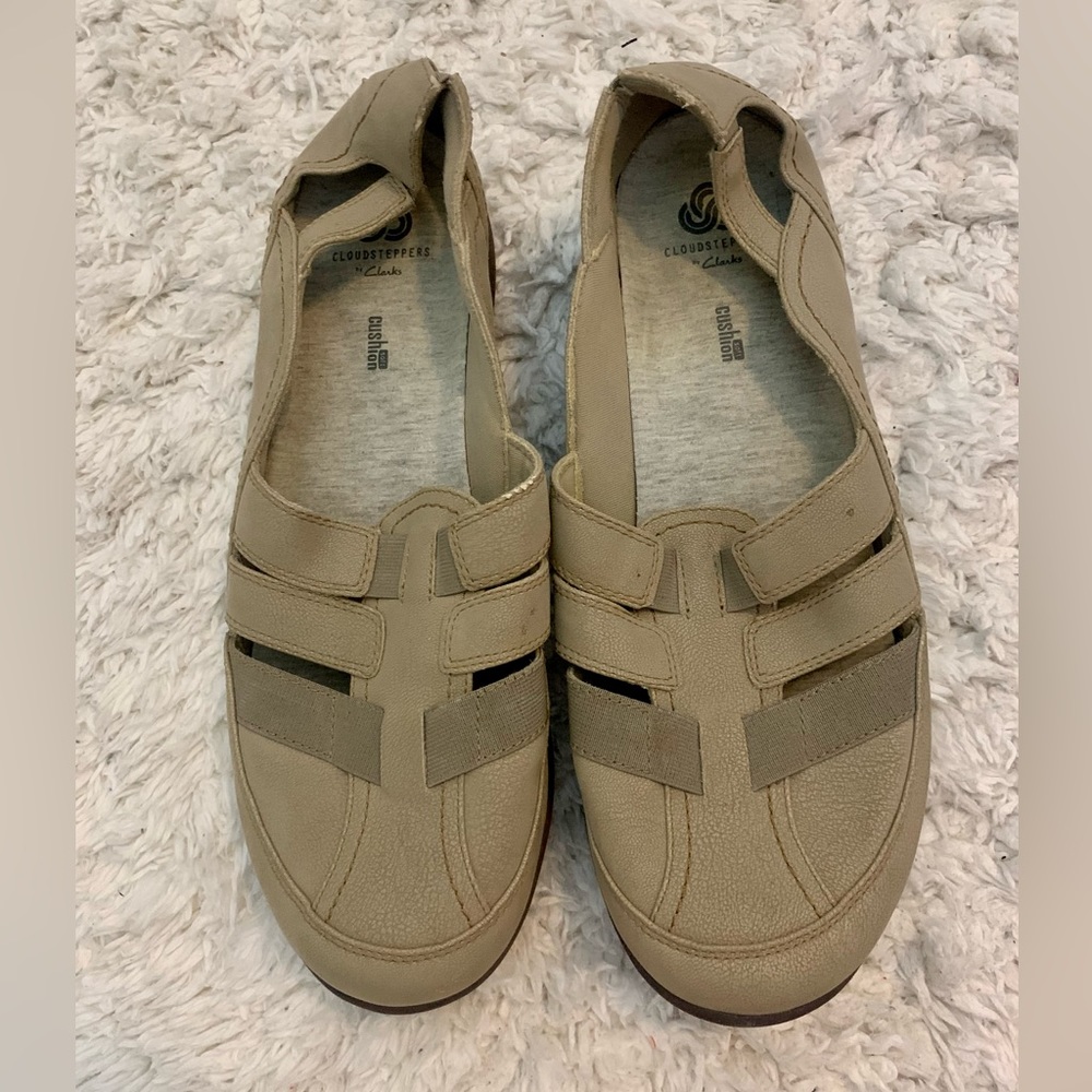 Brand new cloud stepper shoes